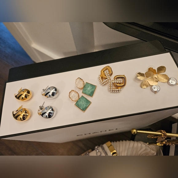 NEW Round Square Stone Drop Earrings - Picture 4 of 5